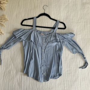 *3 for $10 bundle* Mossimo cold shoulder chambray top